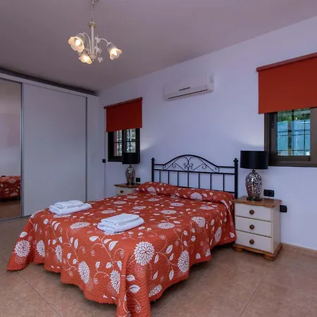 Villa Una