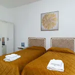 Villa Una וילה אדחה