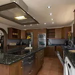 Villa Una וילה