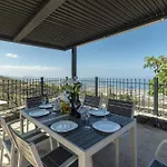 Villa Una וילה *