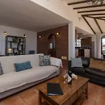 Villa Una אדחה