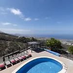 Villa Una וילה אדחה