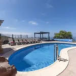 וילה Villa Una אדחה