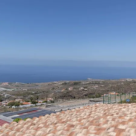 Villa Una Адехе